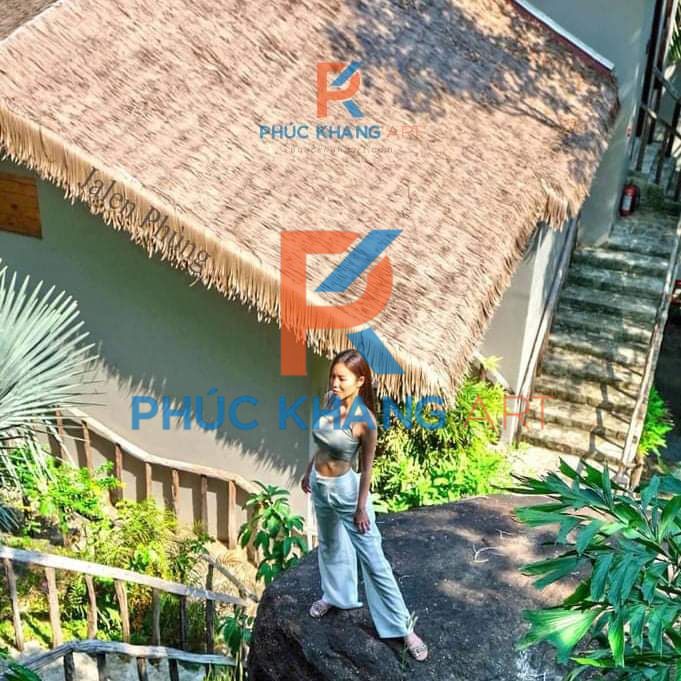 Rơm Nhựa Decor Thi công tranh nhân tạo lợp mái nhà tại M villas Resort Phú Quốc